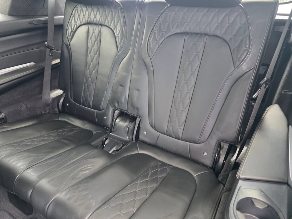 Certified 2025 BMW ALPINA XB7 AWD/4WD image 14