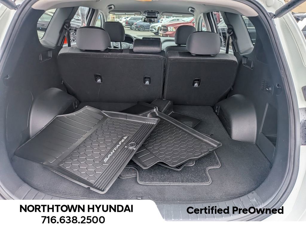 Used 2023 Hyundai Santa Fe SEL w/ Winter Weather Package image 35
