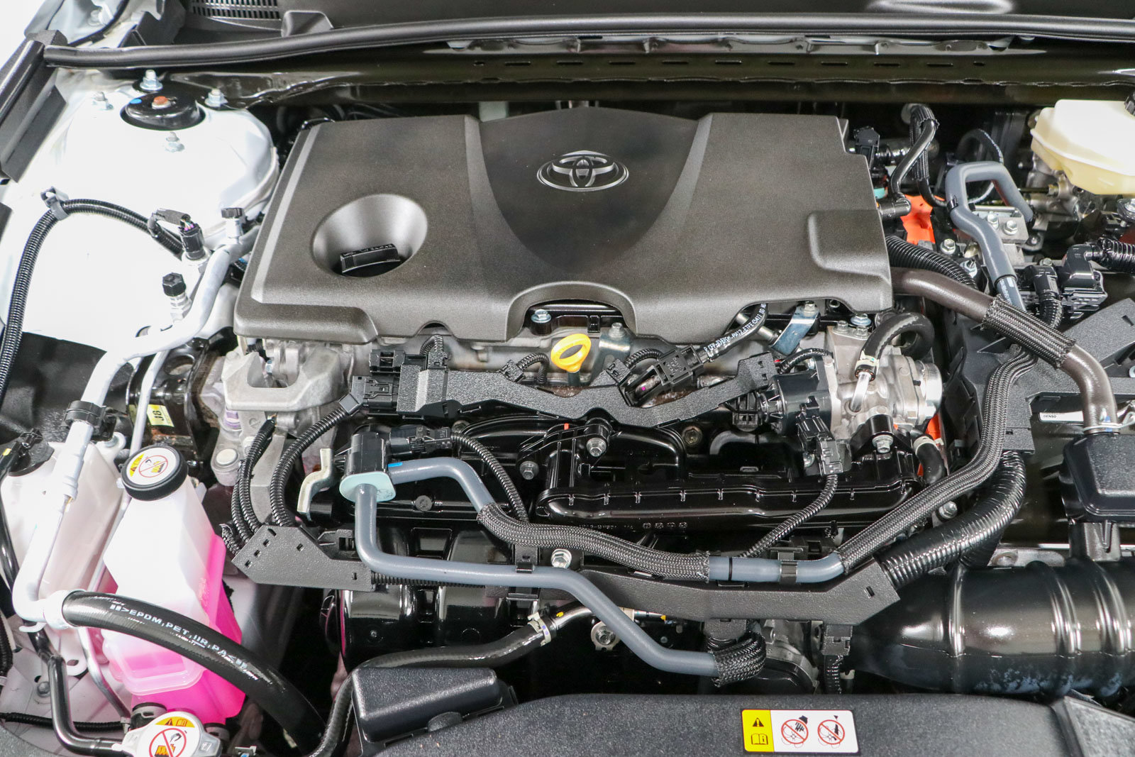Used 2025 Toyota Camry SE FWD image 28