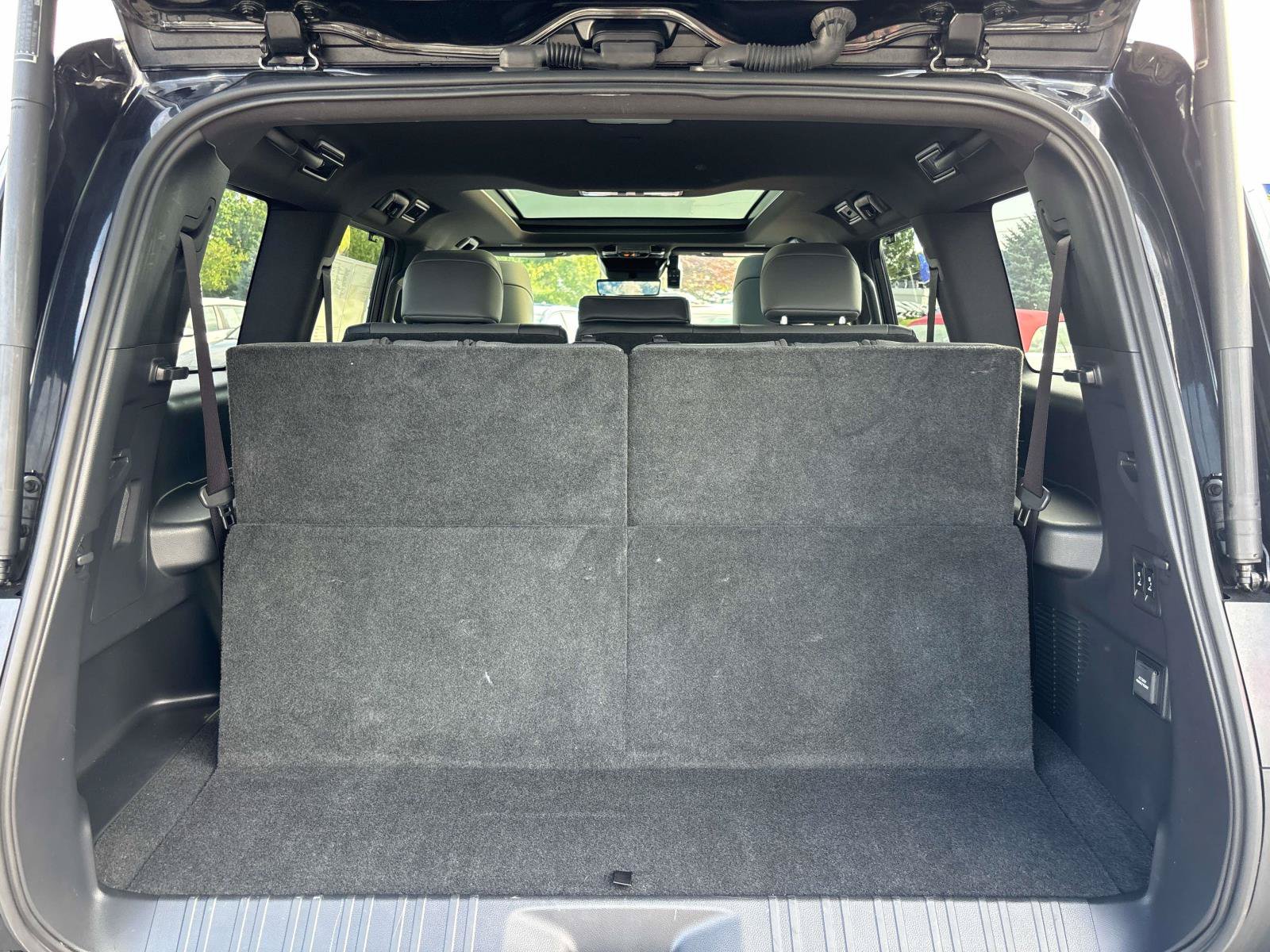 Used 2024 Lexus GX 550 w/ Accessory Package (Z1) AWD/4WD image 15