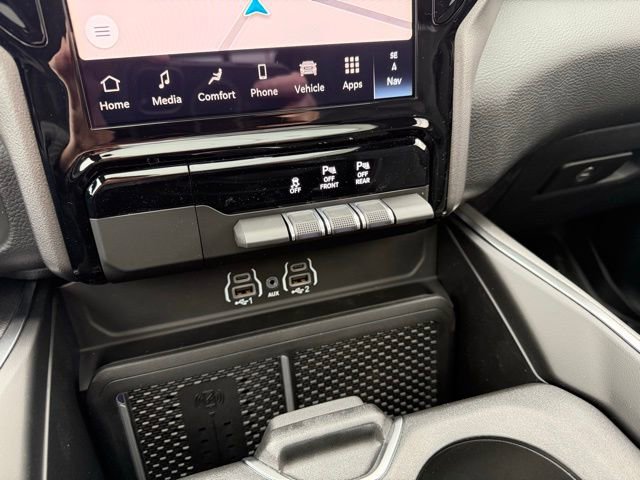 New 2026 RAM 1500 4x4 Crew Cab image 28