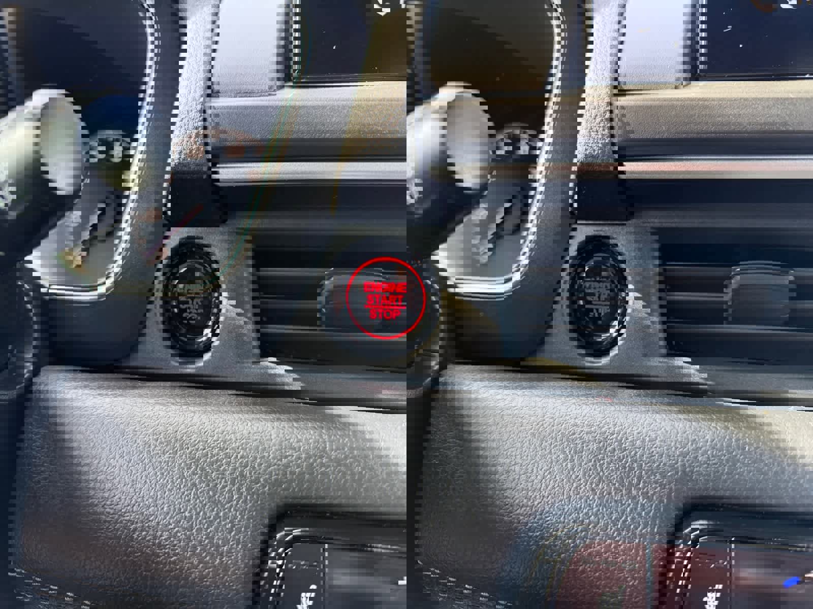 Used 2023 Honda Pilot EX-L image 23