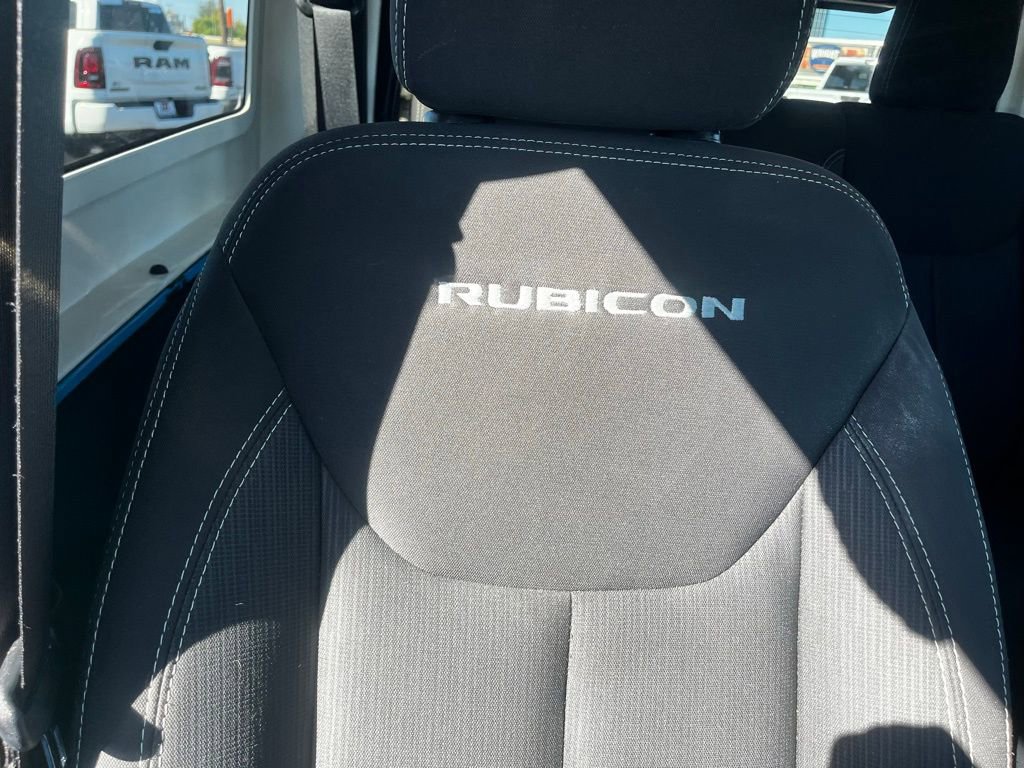 Used 2018 Jeep Wrangler Rubicon w/ Power Convenience Group image 42