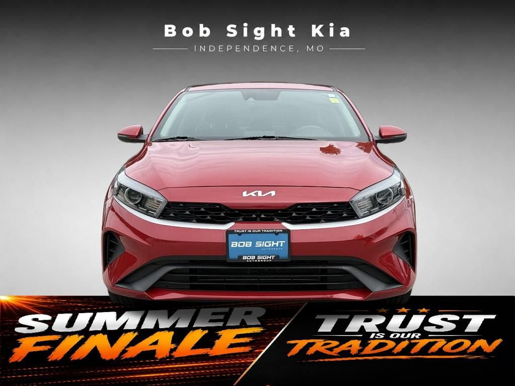 Used 2023 Kia Forte LXS w/ LXS Technology Package FWD image 9