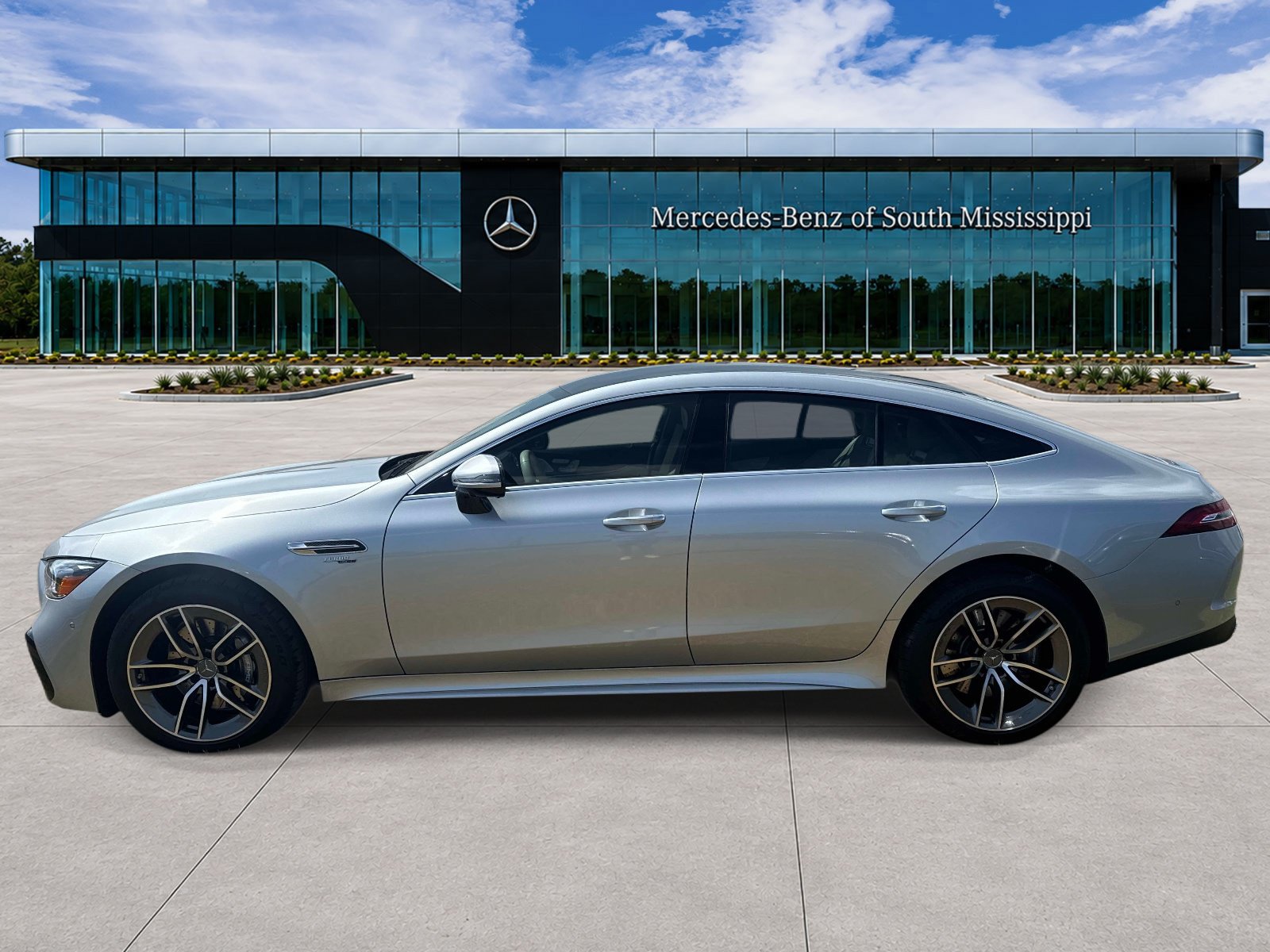 Used 2024 Mercedes-Benz AMG GT 43 image 8