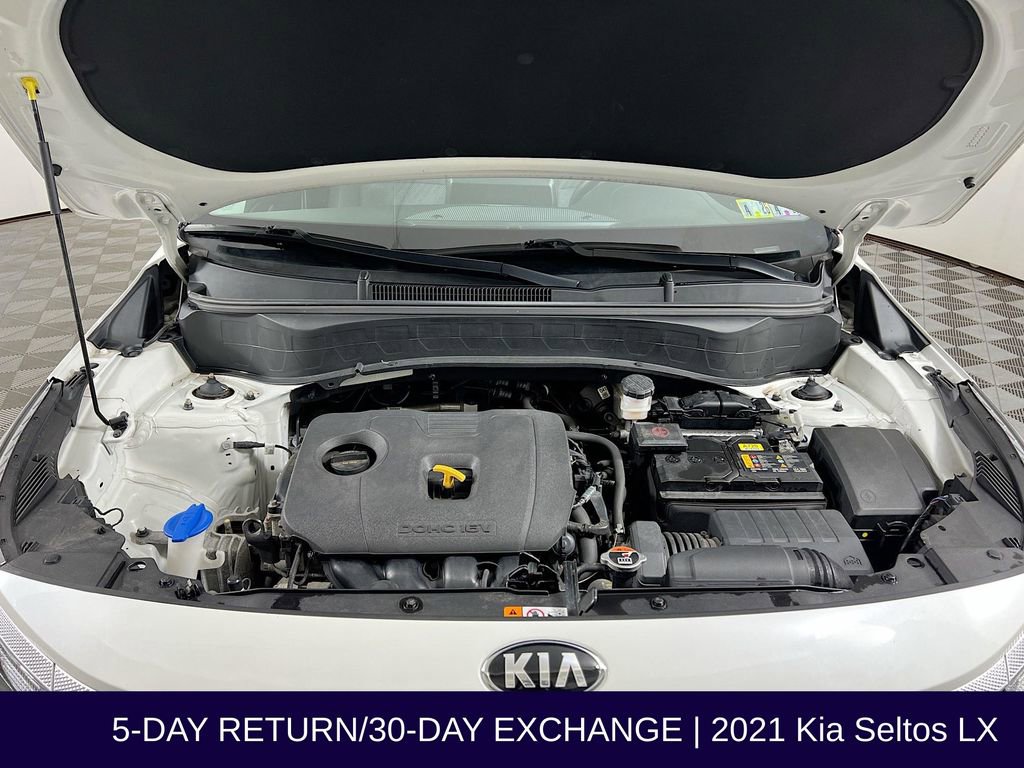 Used 2021 Kia Seltos LX image 32