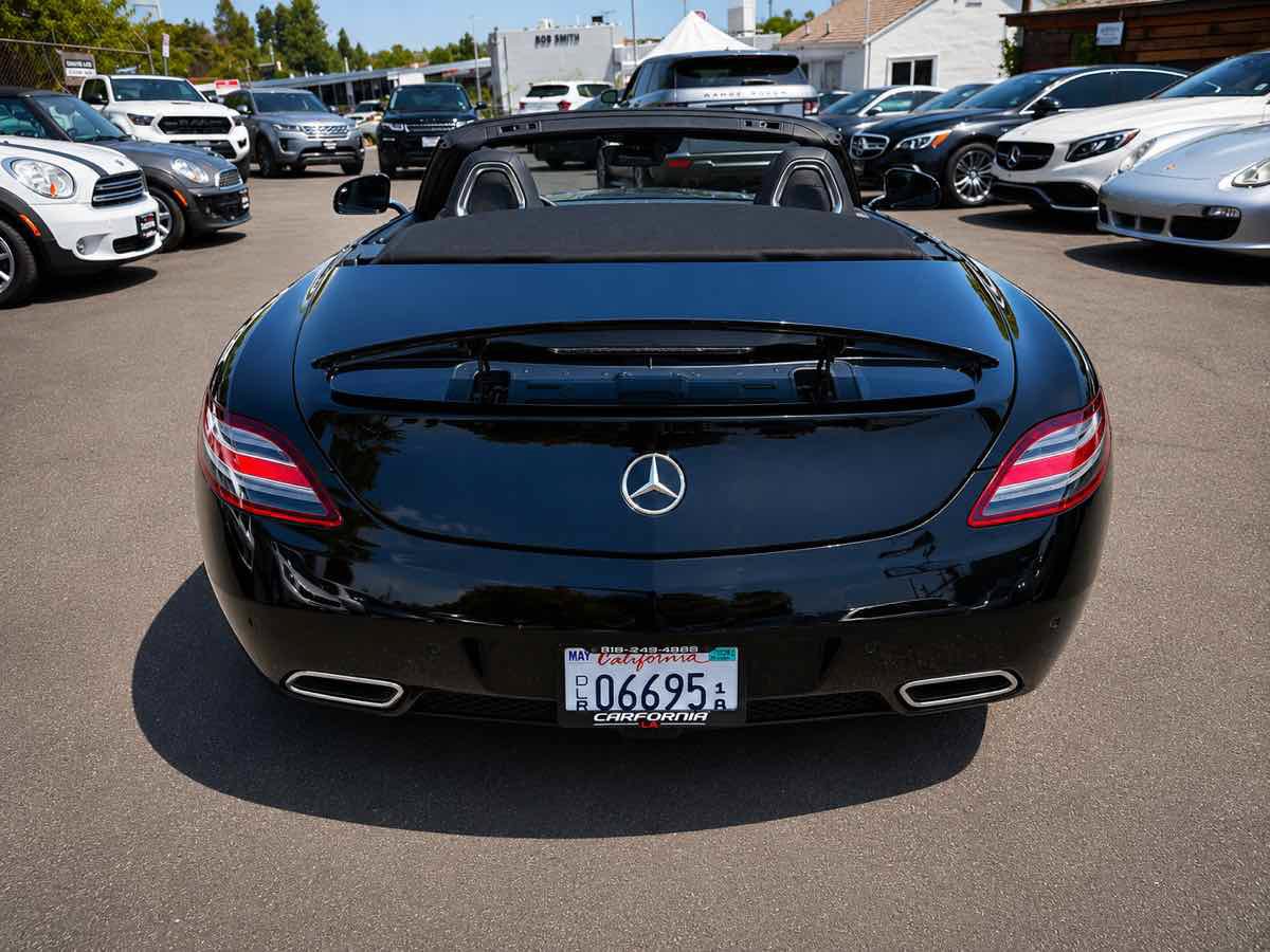 Used 2012 Mercedes-Benz SLS AMG Roadster image 5