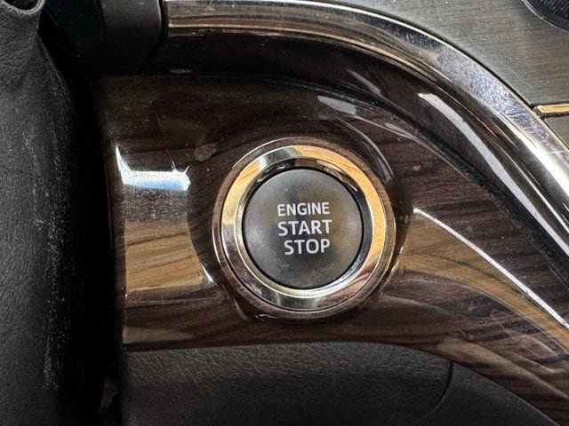 Used 2014 Toyota Avalon XLE Touring FWD image 22