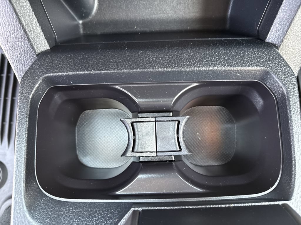 Used 2018 Toyota Tacoma SR5 AWD/4WD image 27