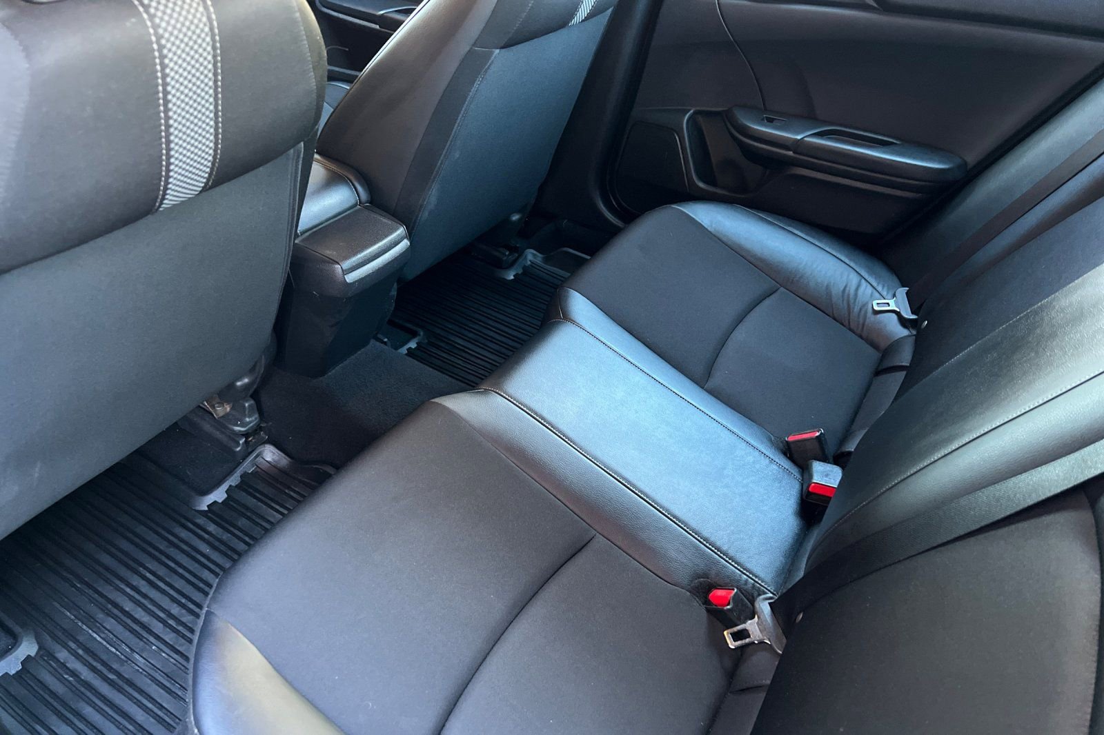 Used 2021 Honda Civic Sport image 16