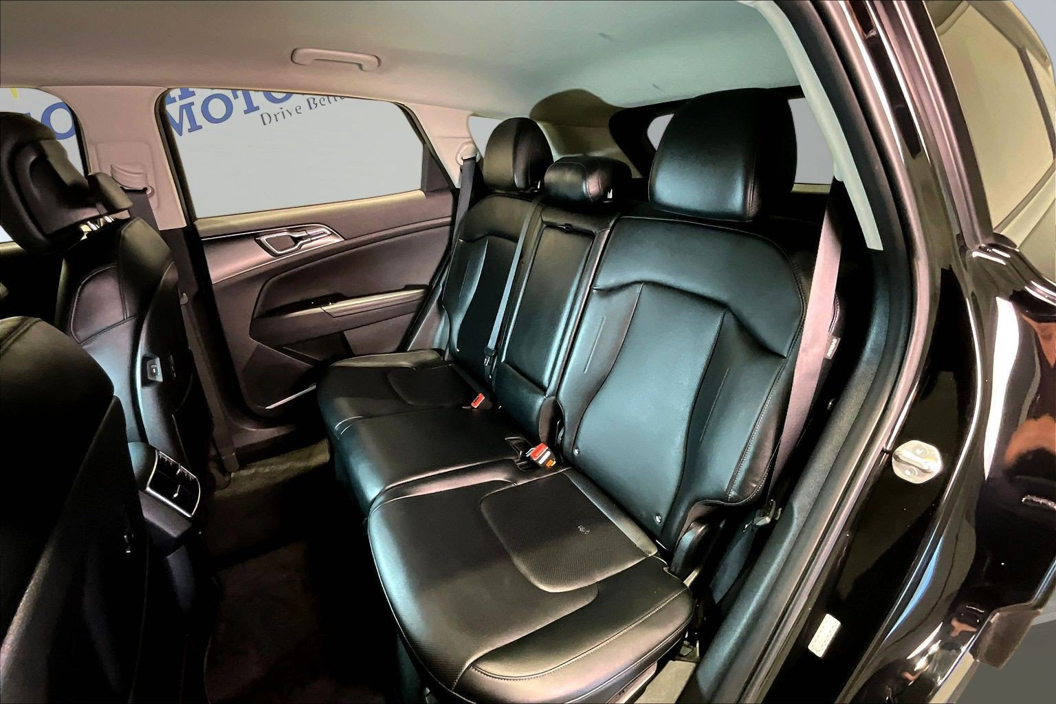 Used 2024 Kia Sportage EX AWD/4WD image 22