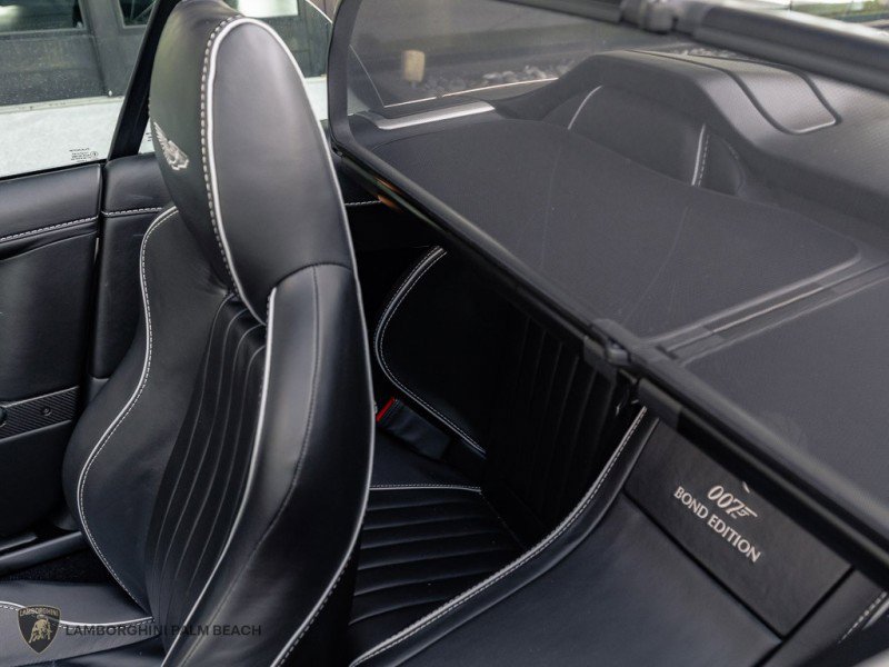 Used 2016 Aston Martin DB9 GT image 32