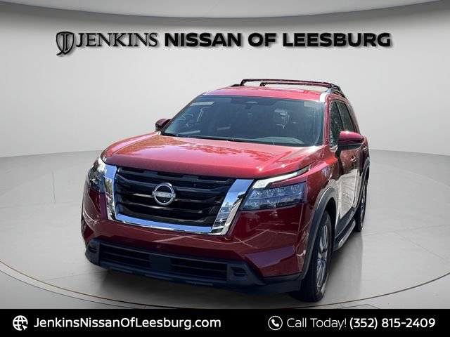 Certified 2023 Nissan Pathfinder SV FWD image 13