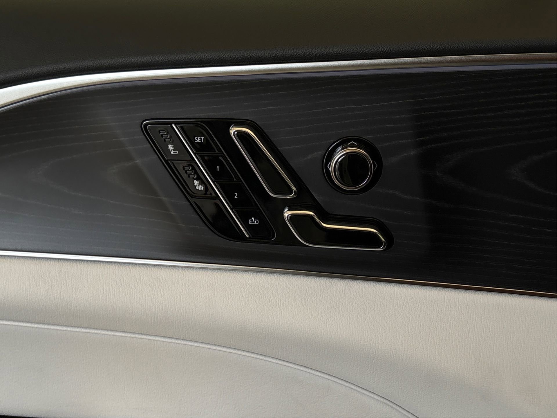 New 2026 Cadillac Lyriq Luxury image 31