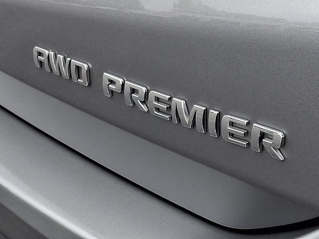 Used 2023 Chevrolet Equinox Premier AWD/4WD image 32