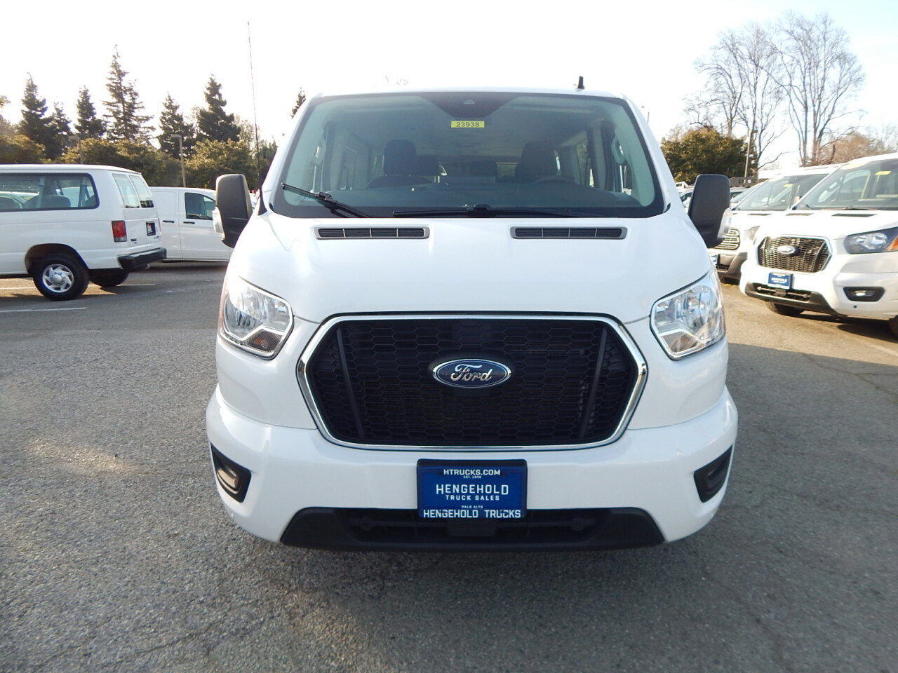 Used 2022 Ford Transit 350 XLT image 11