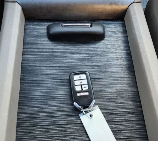 Used 2017 Honda Pilot EX-L image 11