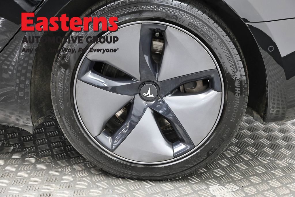 Used 2019 Tesla Model 3 Standard Range Plus image 30