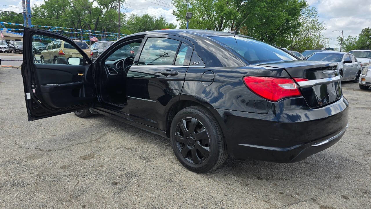 Used 2012 Chrysler 200 LX image 10