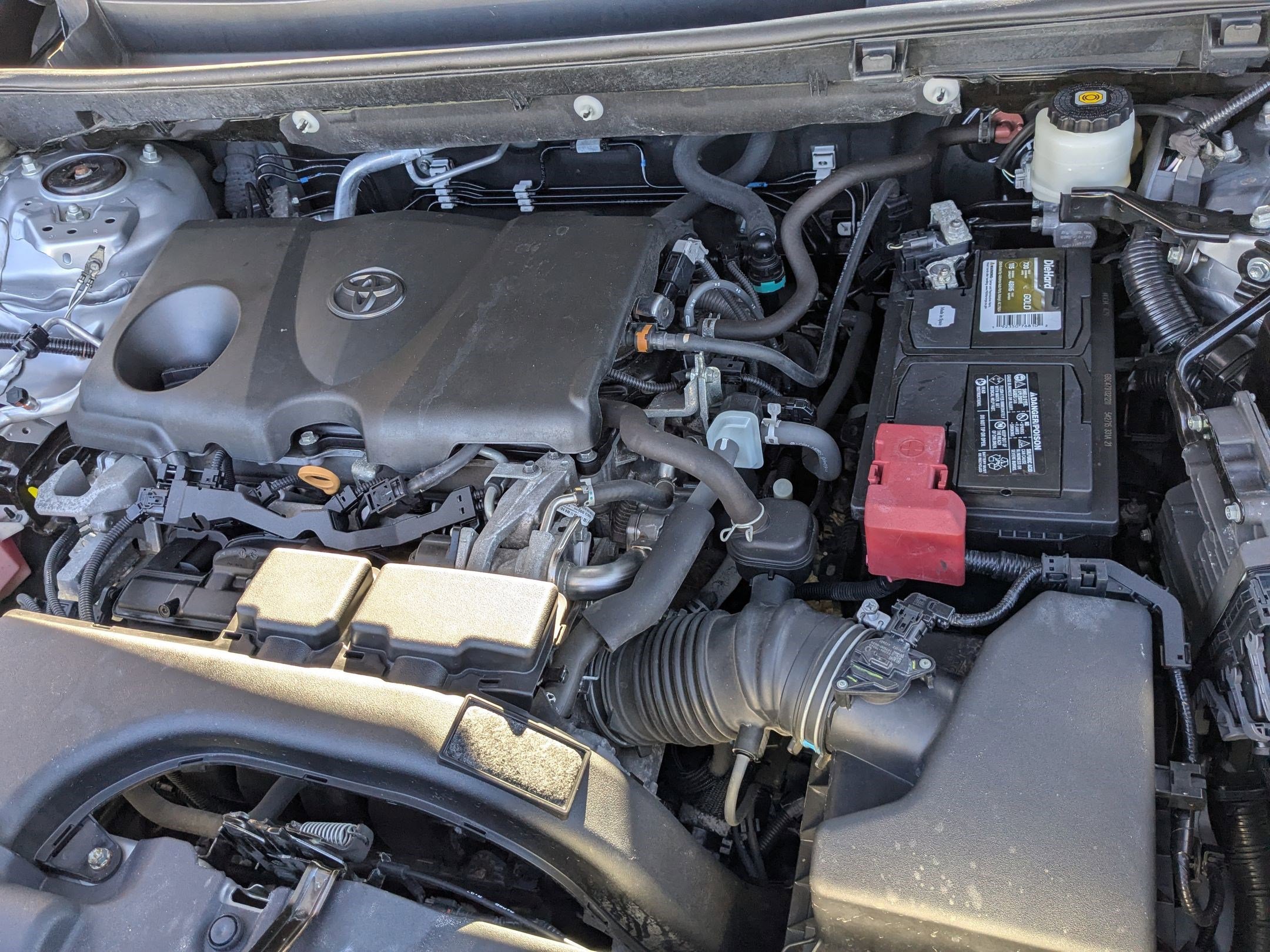 Used 2020 Toyota RAV4 LE w/ All Weather Liner Package image 32