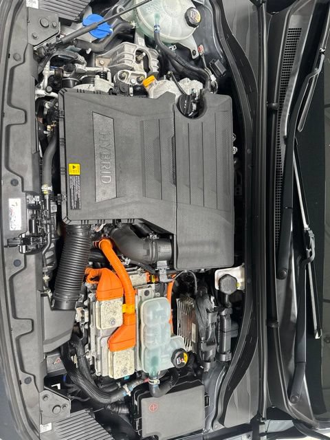Used 2018 Hyundai Ioniq Blue FWD image 9