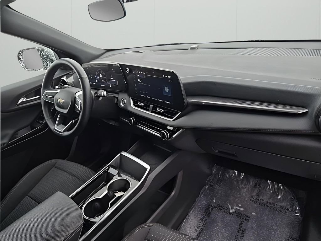 Used 2025 Chevrolet Equinox LT image 21