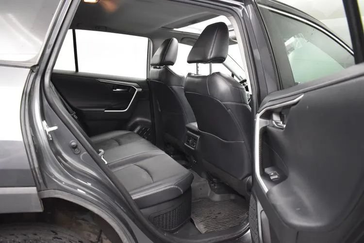 Used 2021 Toyota RAV4 Limited w/ Limited Grade Weather Package AWD/4WD image 18
