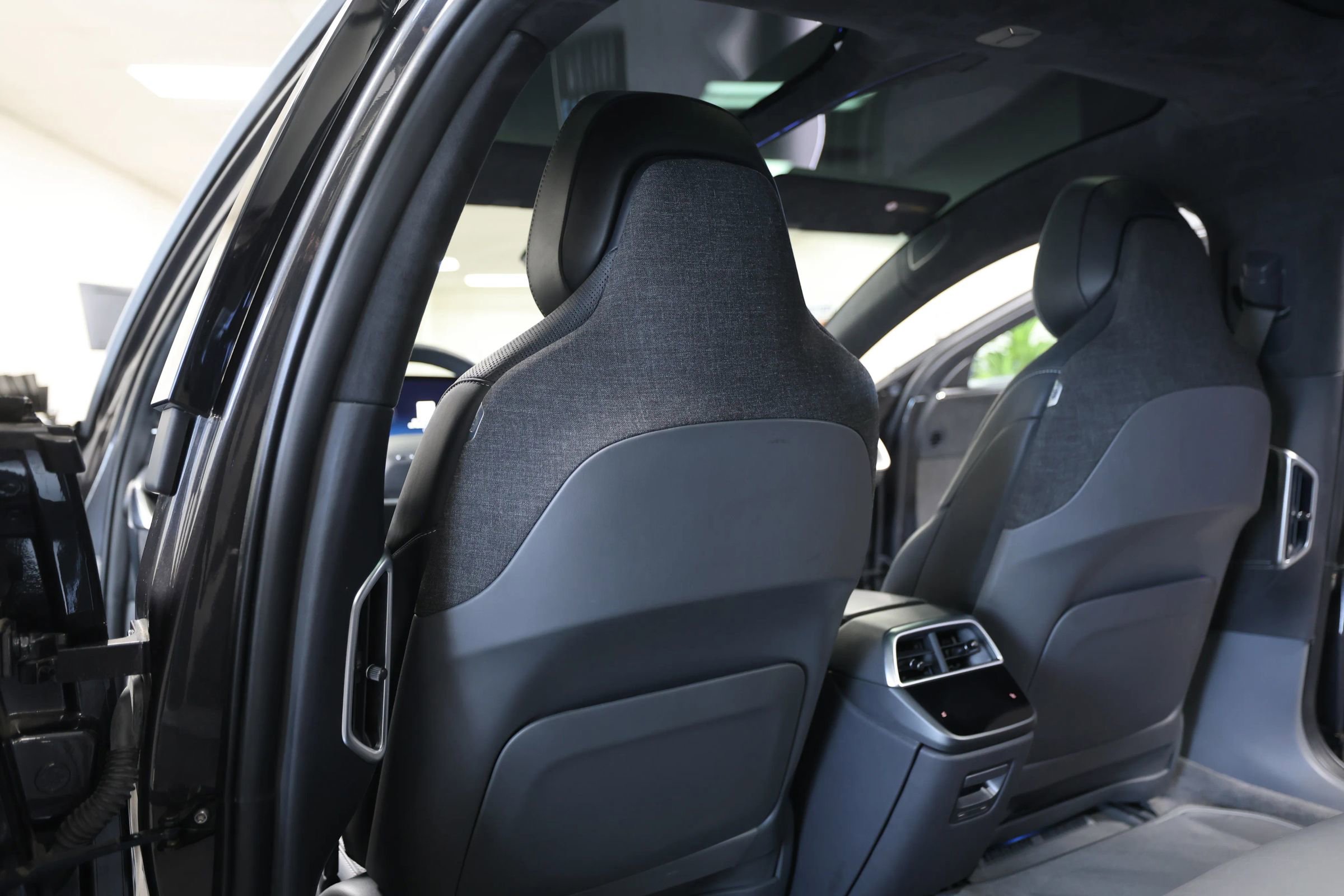 Used 2022 Lucid Air Grand Touring image 49