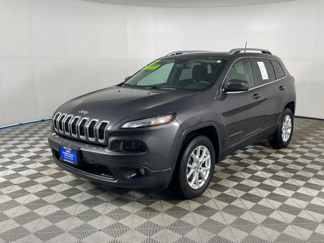 Used 2017 Jeep Cherokee Latitude w/ Comfort/Convenience Group image 1