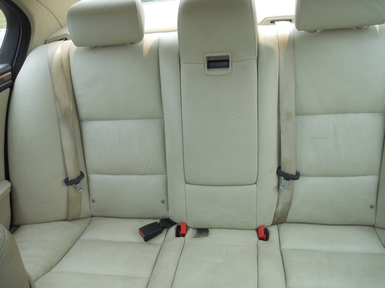 Used 2008 BMW 528i Sedan w/ Premium Pkg RWD image 30