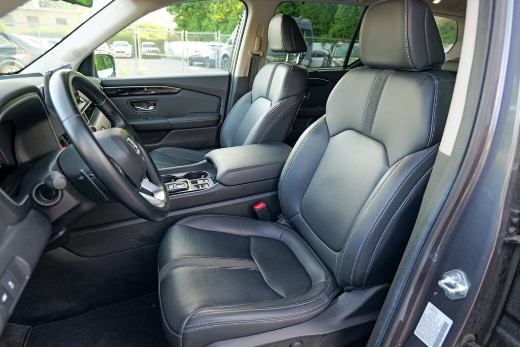 Used 2025 Honda Pilot EX-L image 23