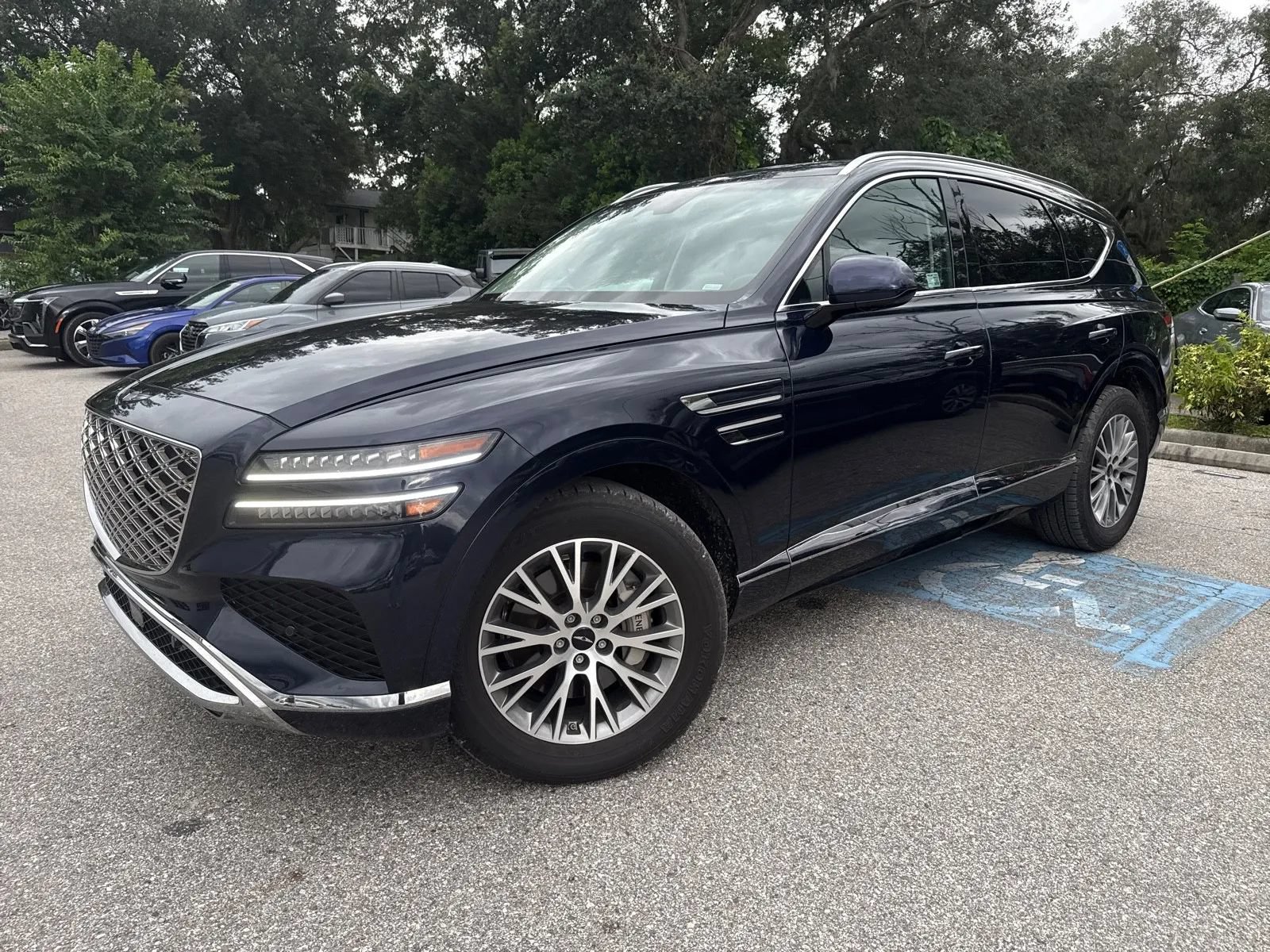 Used 2025 Genesis GV80 2.5T Standard AWD/4WD image 3