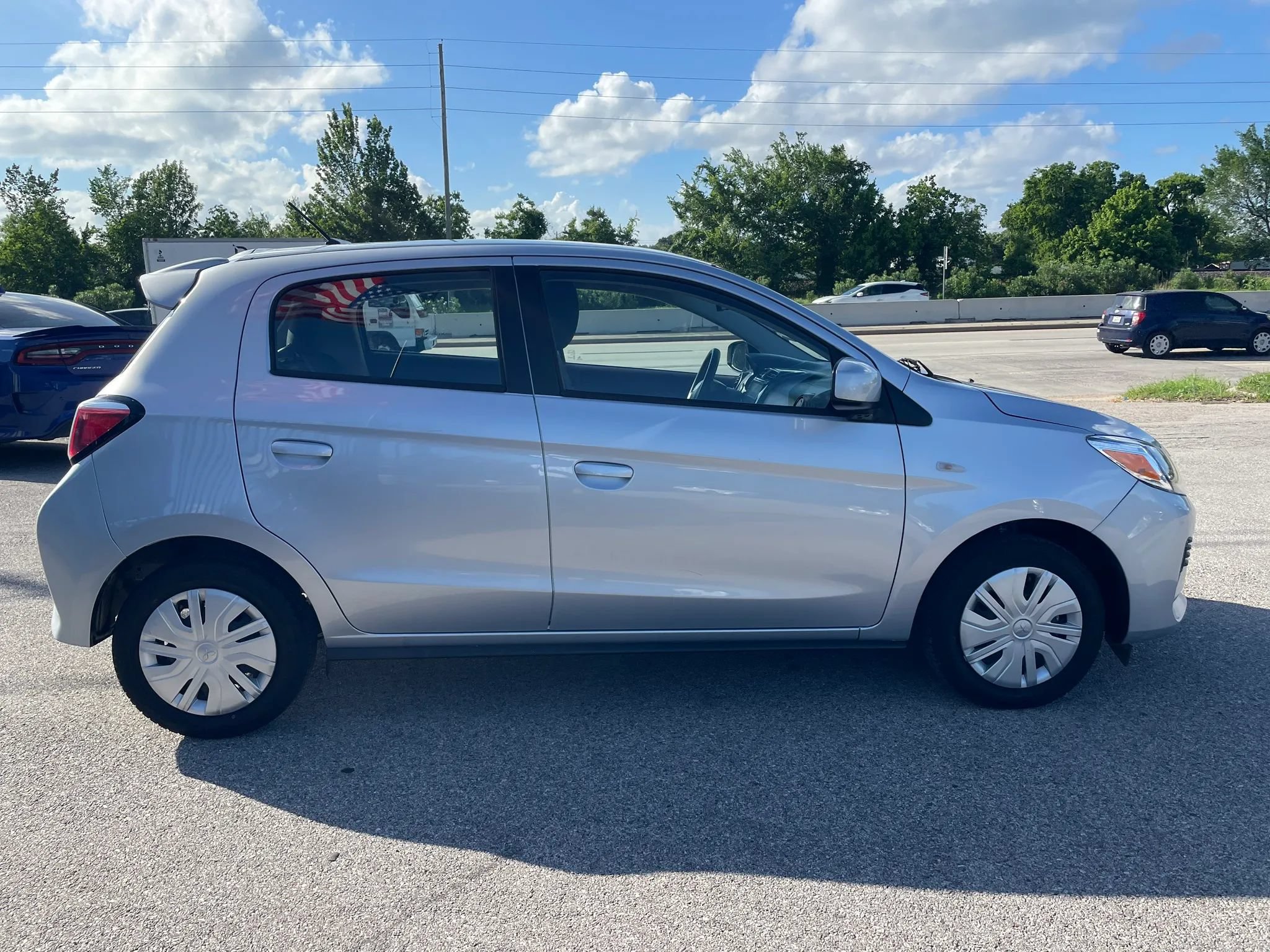 Used 2024 Mitsubishi Mirage ES FWD image 4