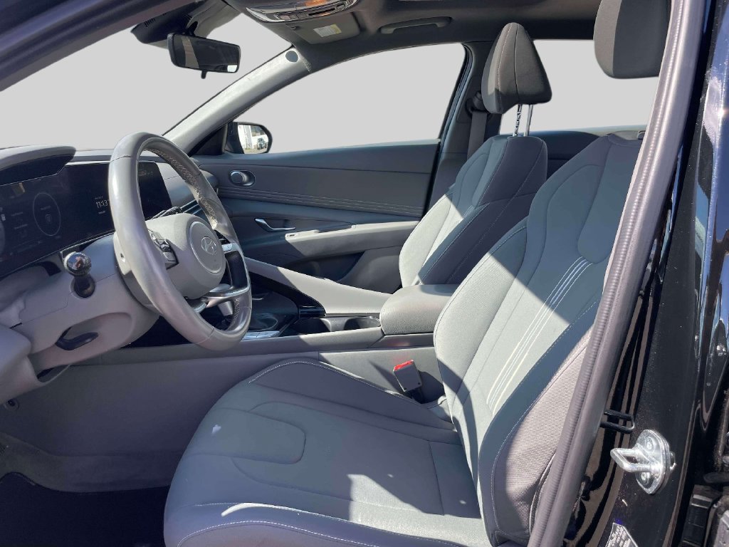 Certified 2024 Hyundai Elantra SEL w/ Convenience Package FWD image 15