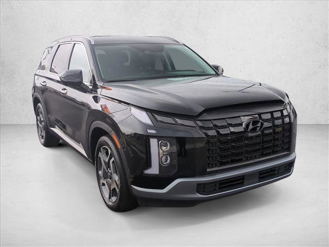 Used 2025 Hyundai Palisade SEL FWD image 3