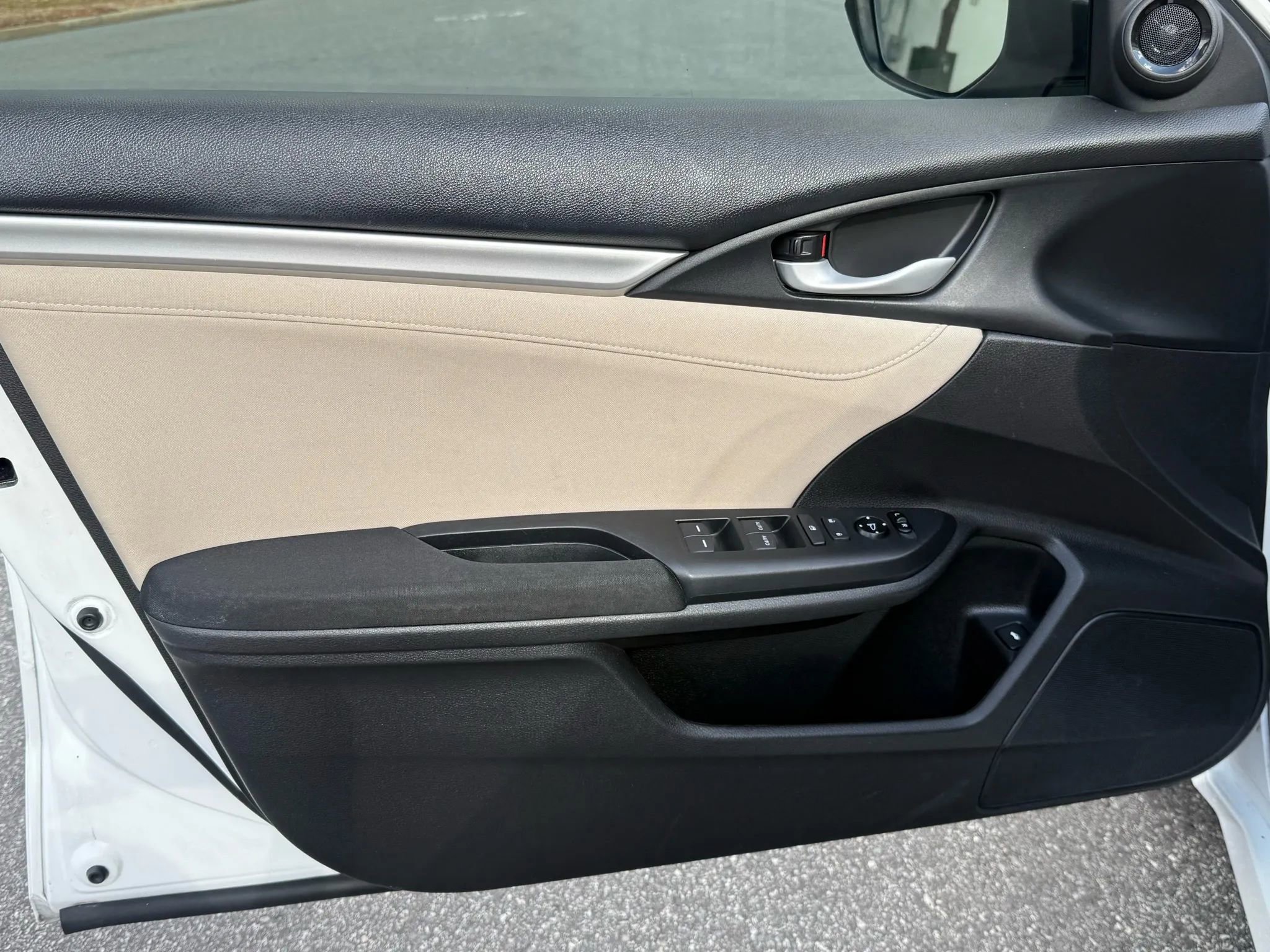 Used 2017 Honda Civic EX-T image 15