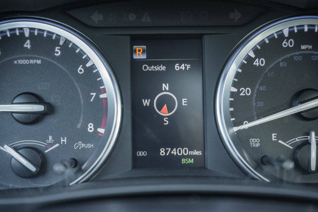 Used 2017 Toyota Highlander XLE AWD/4WD image 34