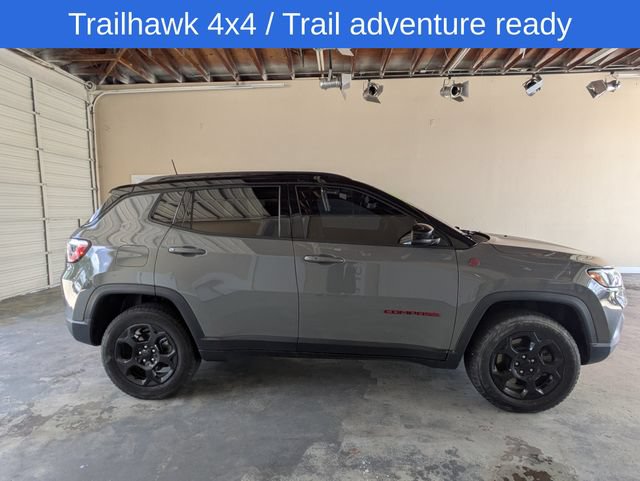 Used 2023 Jeep Compass Trailhawk AWD/4WD image 3