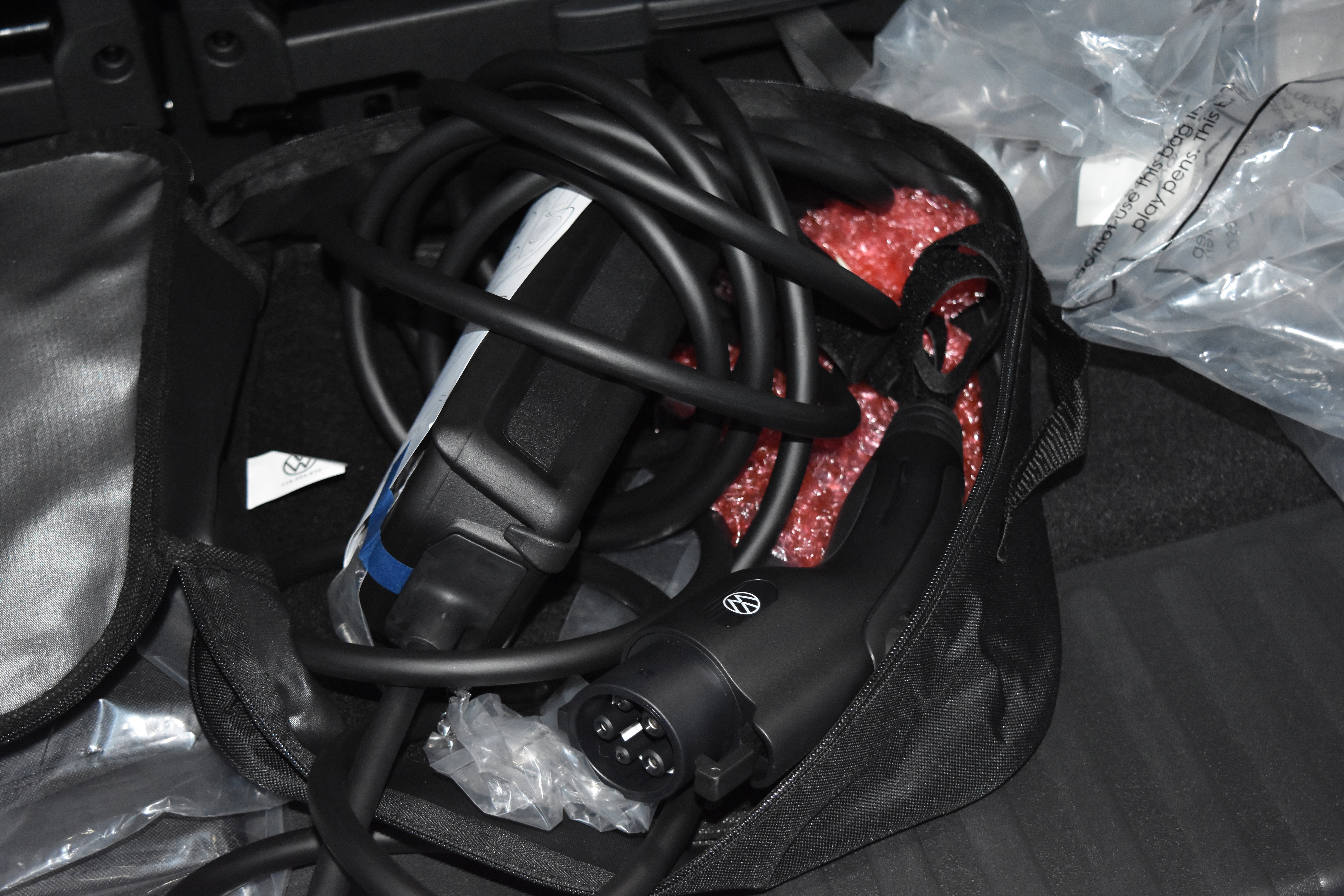 New 2025 Volkswagen ID. Buzz 1st Edition image 29