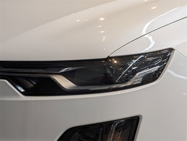 Used 2024 Cadillac XT6 Sport w/ Technology Package image 12