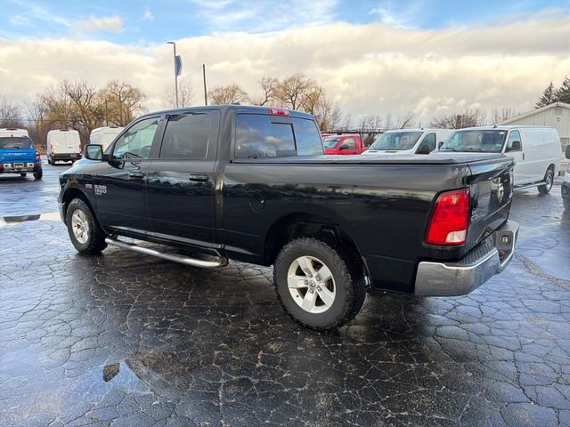 Used 2019 RAM 1500 Classic SLT image 4