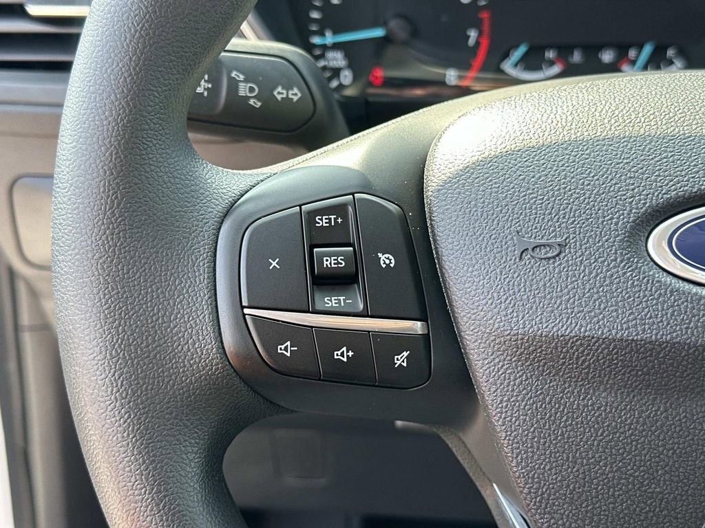 Used 2022 Ford Escape SE image 18