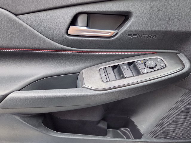 New 2027 Nissan Sentra SR FWD image 19