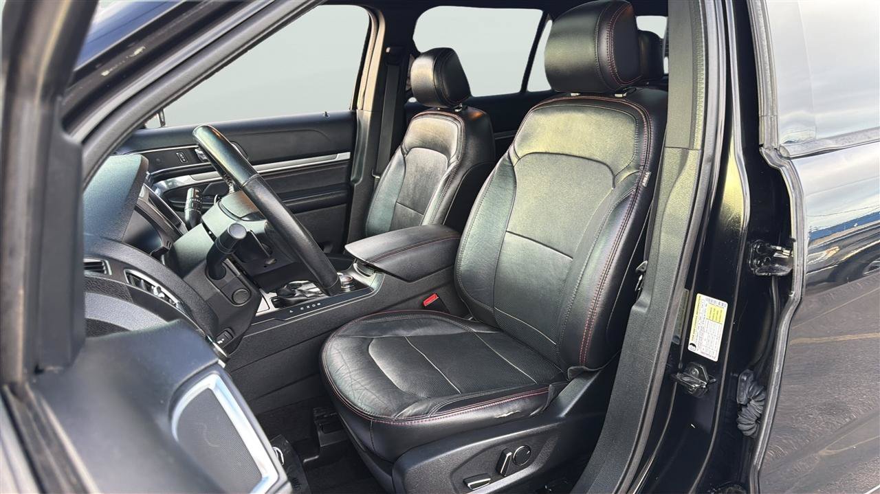 Used 2017 Ford Explorer Sport w/ Equipment Group 401A AWD/4WD image 12