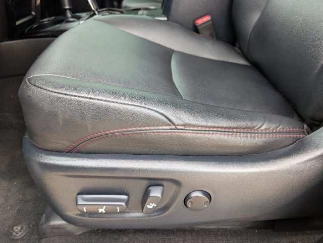 Used 2020 Toyota 4Runner Venture w/ Moonroof Package AWD/4WD image 15