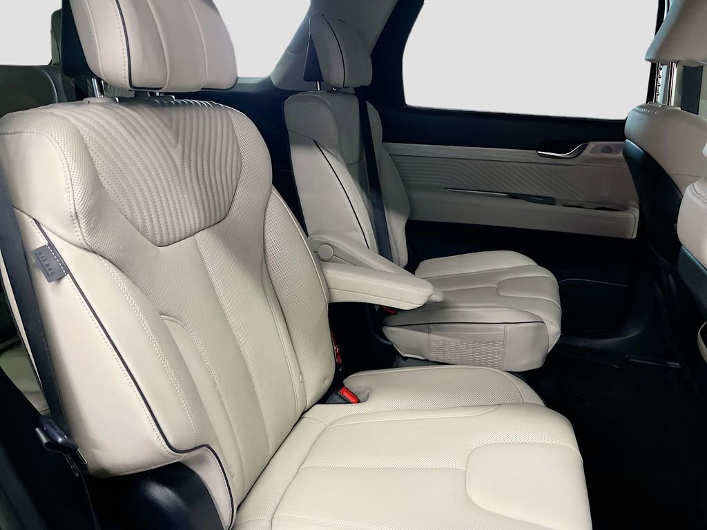 Used 2025 Hyundai Palisade Calligraphy FWD image 31