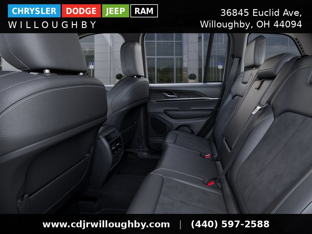 New 2026 Jeep Grand Cherokee Altitude AWD/4WD image 26