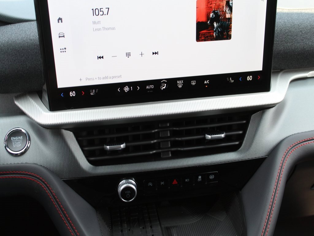 New 2025 Ford Explorer ST-Line w/ Premium Package image 21