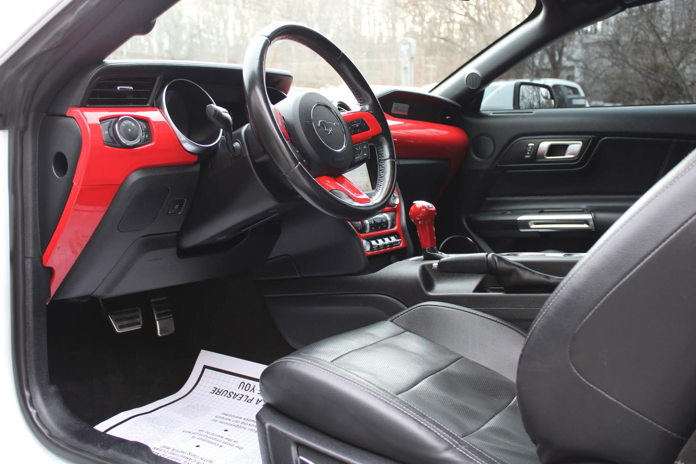 Used 2019 Ford Mustang Premium image 21