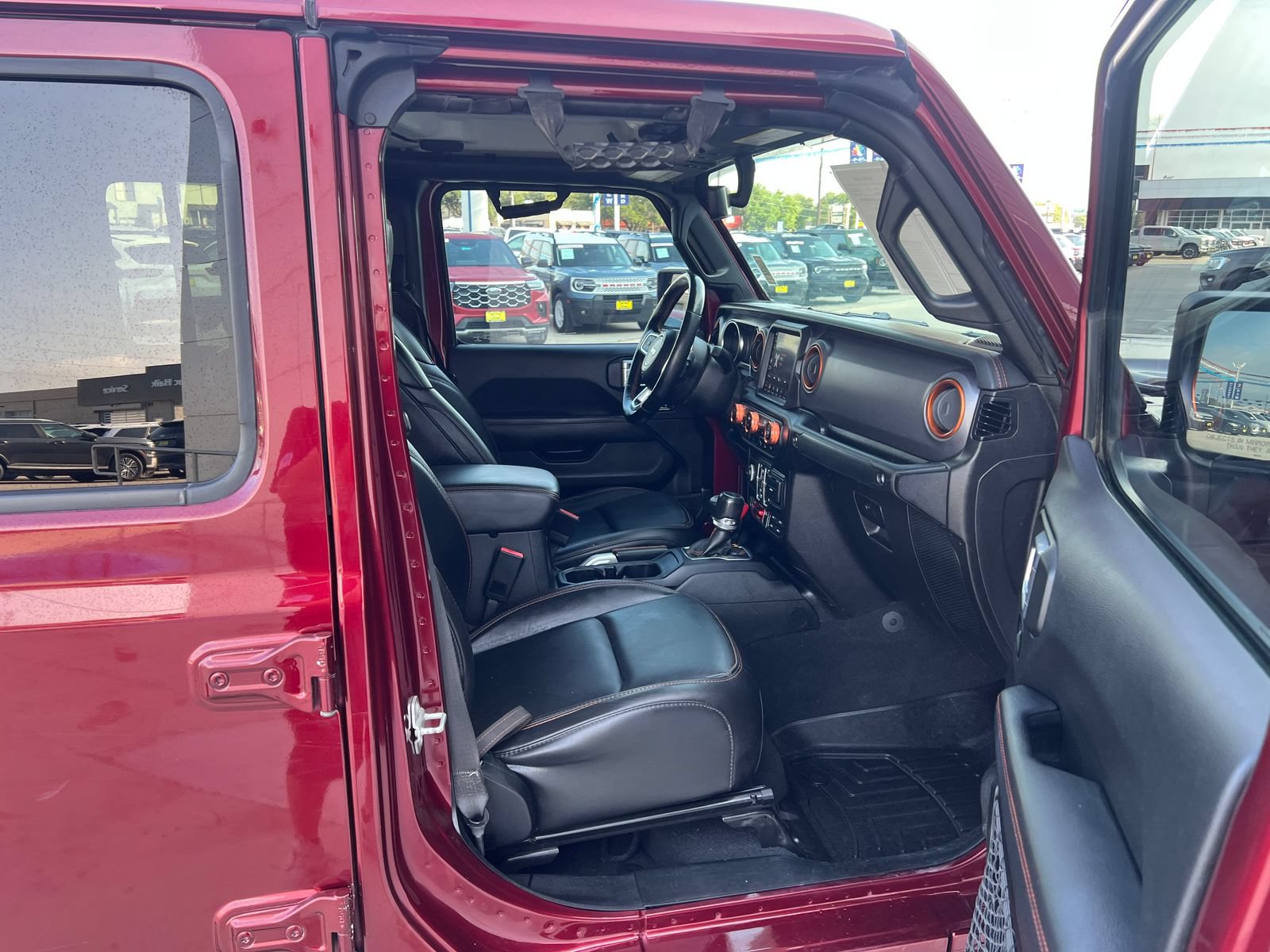 Used 2021 Jeep Gladiator Mojave AWD/4WD image 14